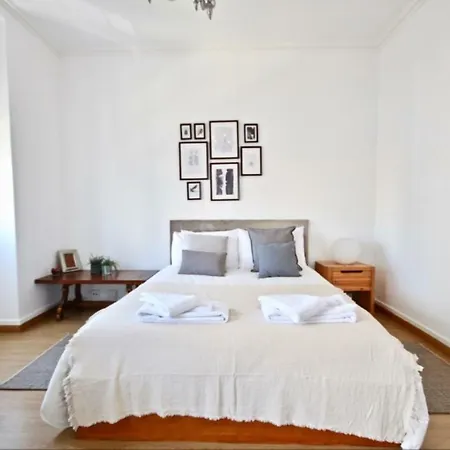 Apartment Akicity Moniz Belic